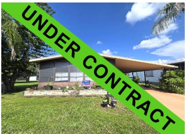Mobile home for sale in Palmetto, FL